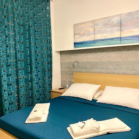 L'Ultima Luna Hotel Термоли Екстериор снимка